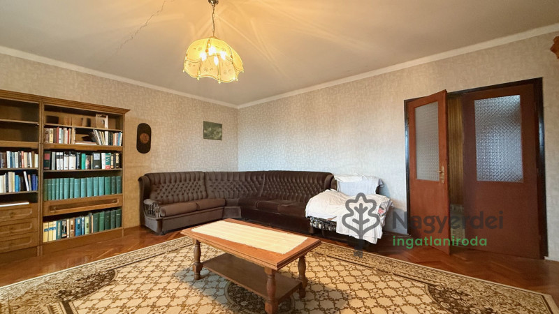 Debrecen, Homokkert, Ház, családi ház  