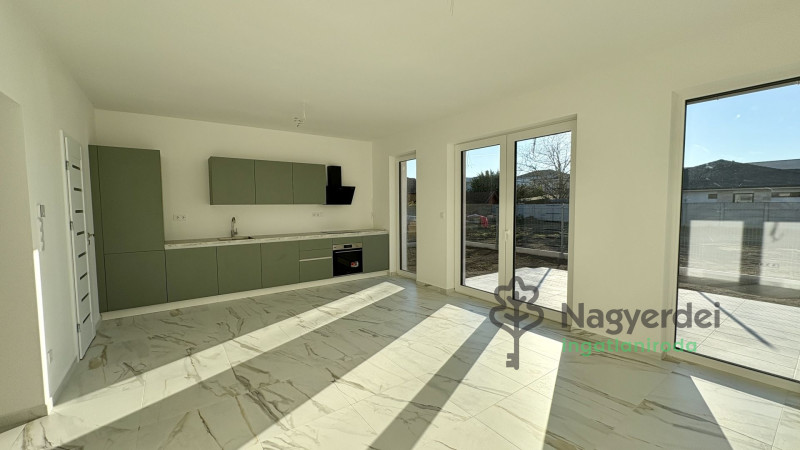 Debrecen, Nyulas, Ház, családi ház  