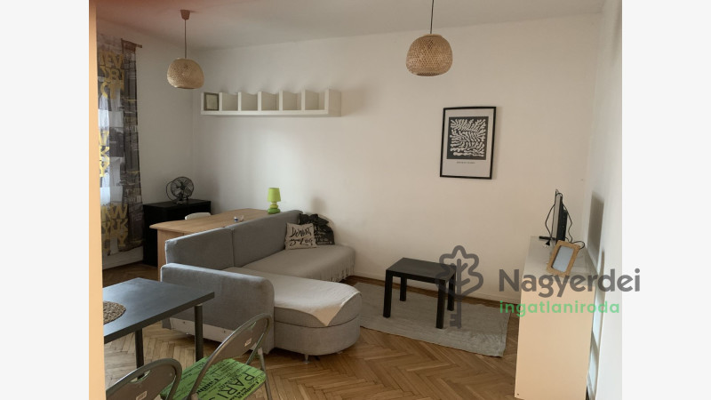 Debrecen, Belváros, Lakás, tégla lakás  