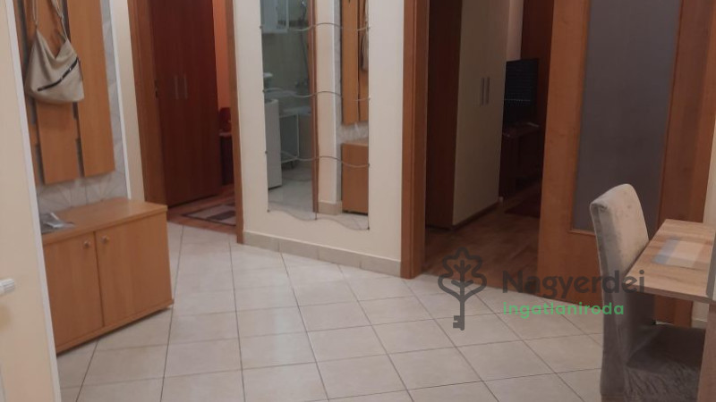 Debrecen, Lakás, tégla lakás  