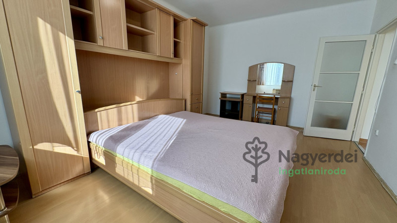 Debrecen, Libakert, Lakás, tégla lakás  