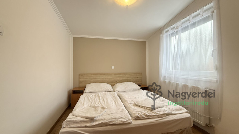 Hajdúszoboszló, Kereskedelmi ingatlan, panzió  