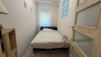 Debrecen, Nagyerdő, Lakás, tégla lakás  