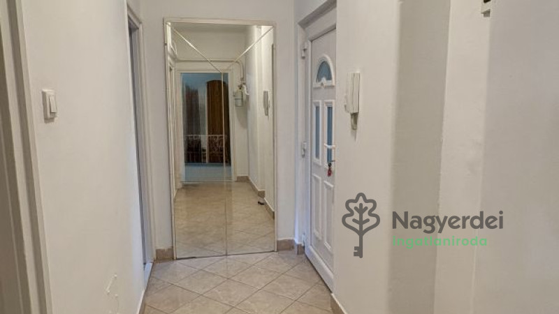 Debrecen, Libakert, Lakás, tégla lakás  