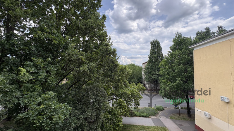 Debrecen, Libakert, Lakás, tégla lakás  