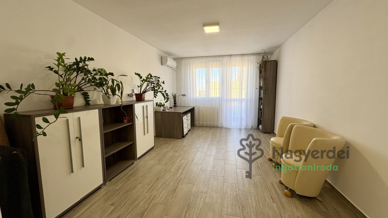 Debrecen, Tócóskert, Lakás, panel lakás  