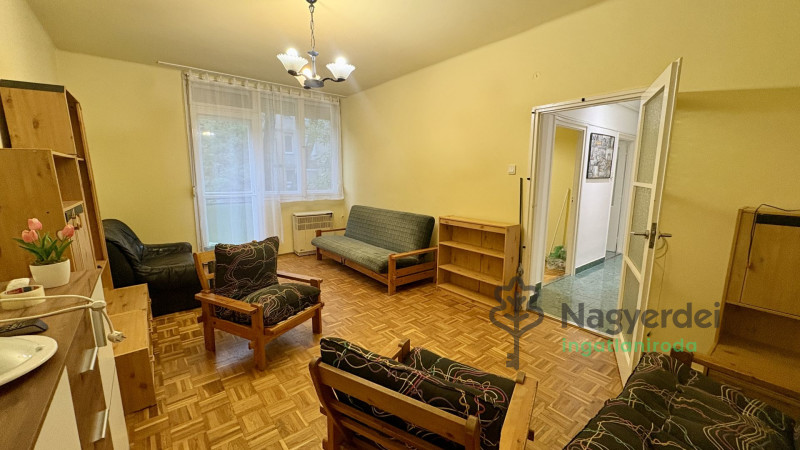 Debrecen, Sestakert, Lakás, csúsztatott zsalus  