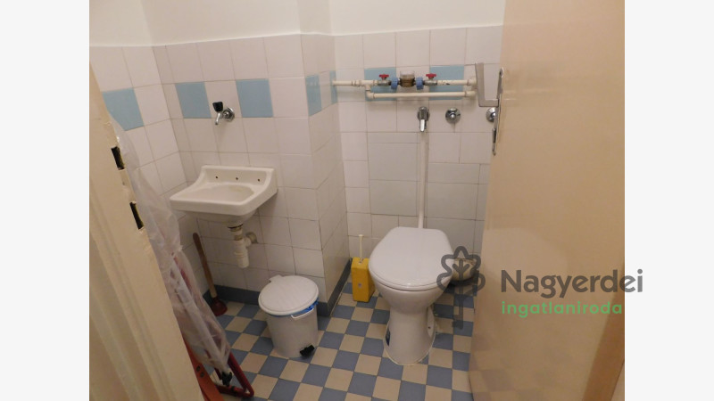 Debrecen, Sestakert, Lakás, tégla lakás  