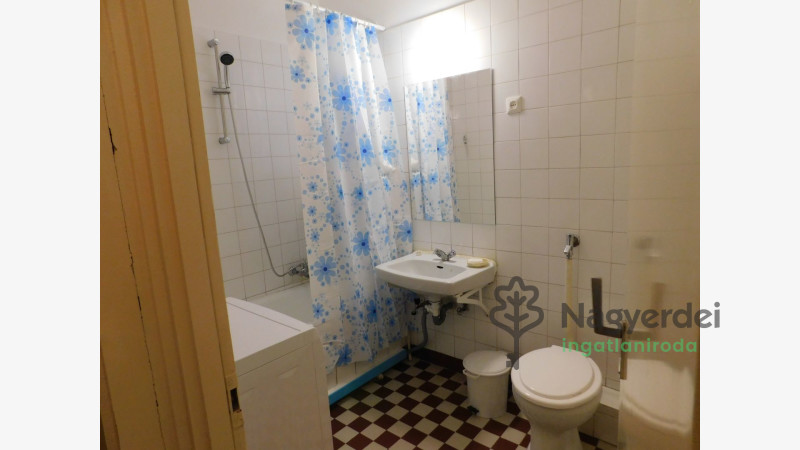 Debrecen, Sestakert, Lakás, tégla lakás  