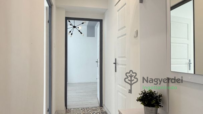 Debrecen, Libakert, Lakás, tégla lakás  