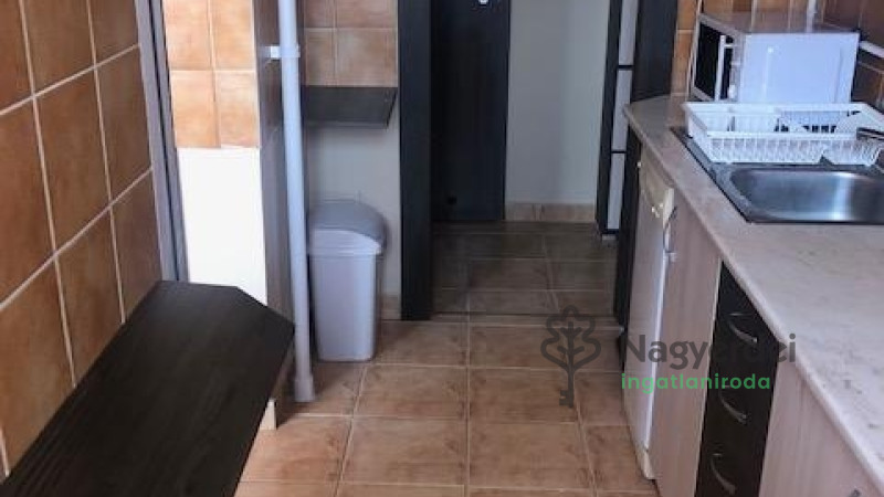 Debrecen, Sestakert, Lakás, tégla lakás  