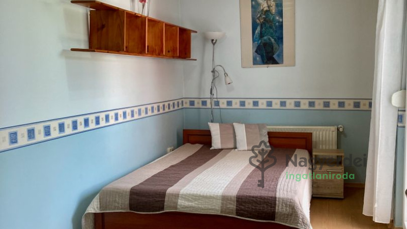 Debrecen, Nagyerdőalja, Lakás, tégla lakás  