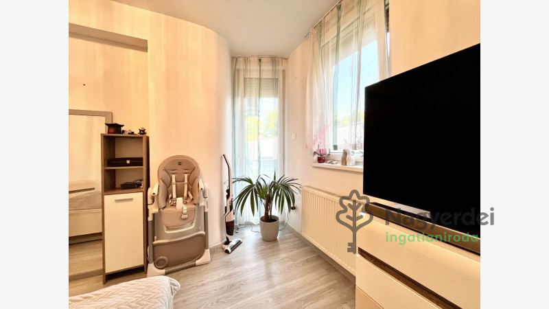 Debrecen, Vargakert, Lakás, tégla lakás  