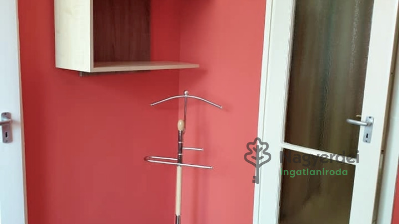 Debrecen, Nagyerdőalja, Lakás, tégla lakás  