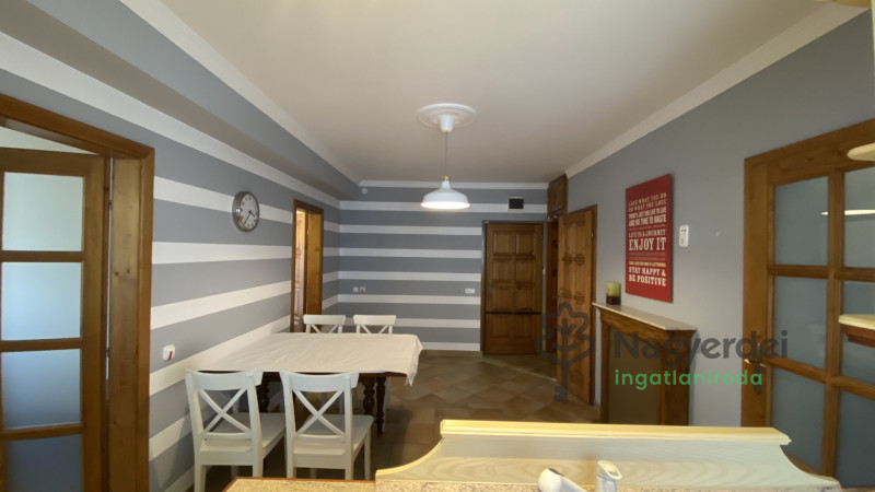 Debrecen, Nagyerdőalja, Lakás, tégla lakás  