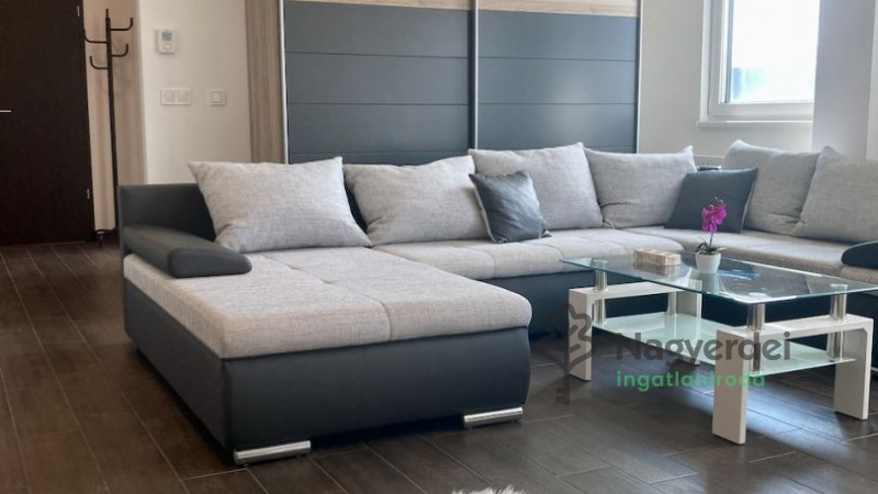 Debrecen, Belváros, Lakás, tégla lakás  