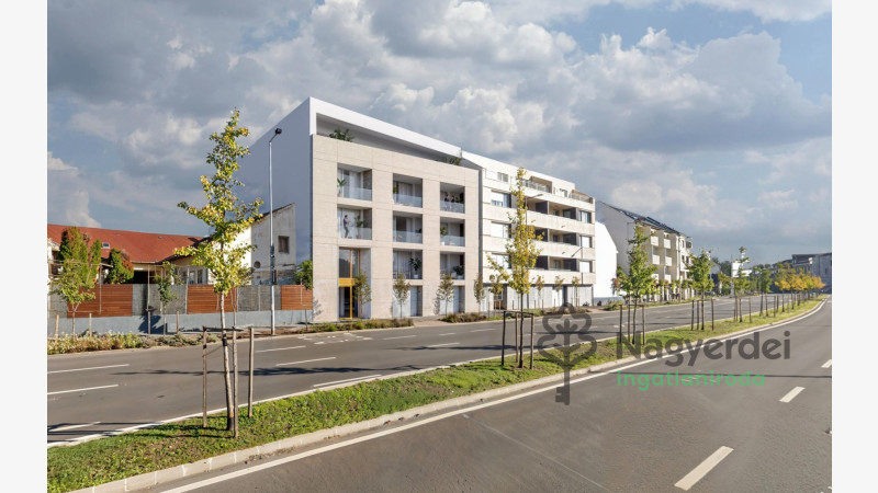 Debrecen, Belváros, Lakás, tégla lakás  