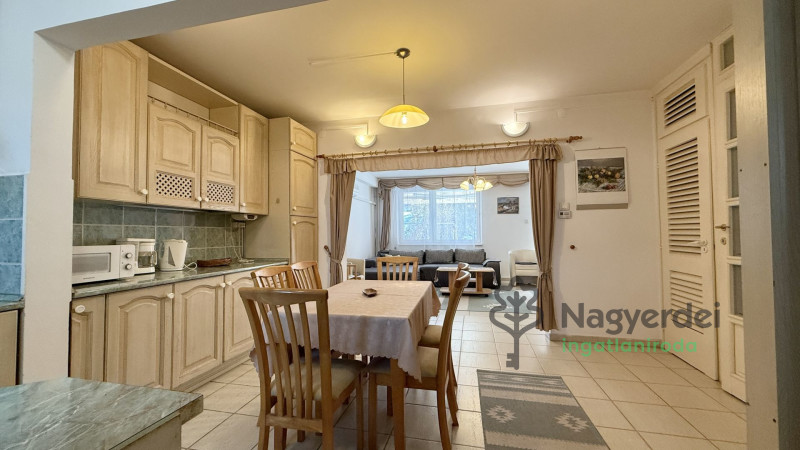 Debrecen, Urrétje, Ház, sorház  