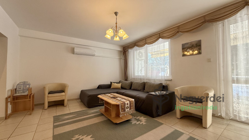 Debrecen, Urrétje, Ház, sorház  