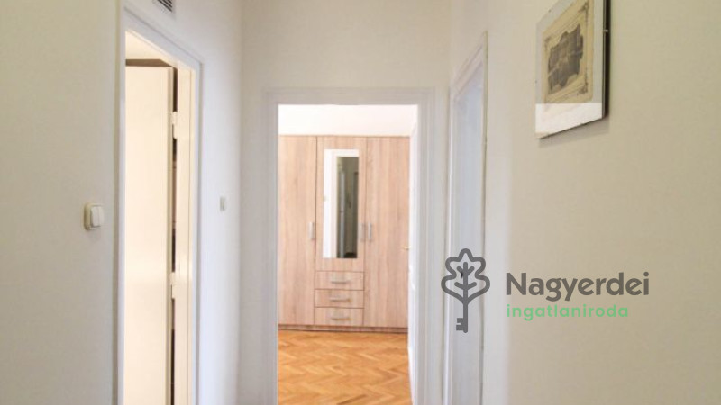 Debrecen, Sámsonikert, Lakás, tégla lakás  