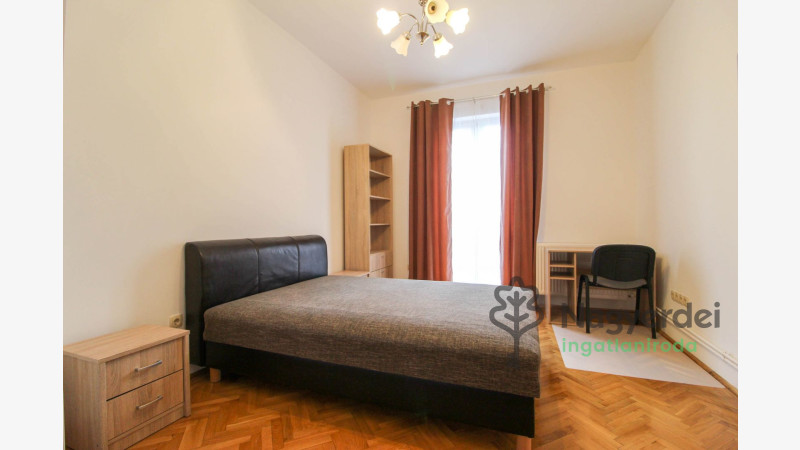Debrecen, Sámsonikert, Lakás, tégla lakás  