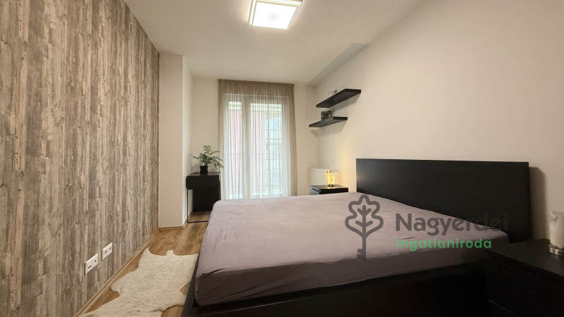 Debrecen, Sestakert, Lakás, tégla lakás  