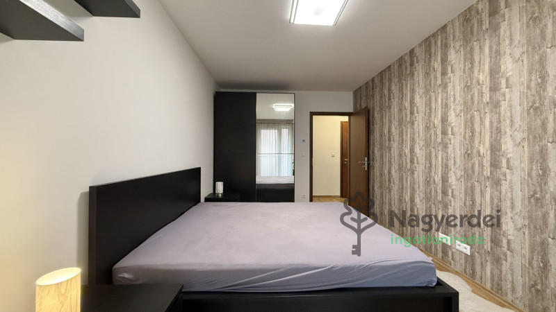 Debrecen, Sestakert, Lakás, tégla lakás  