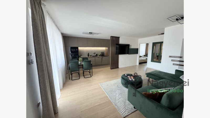 Debrecen, Belváros, Lakás, tégla lakás  