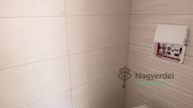 Debrecen, Belváros, Lakás, tégla lakás  