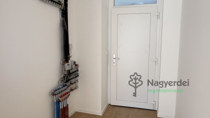 Debrecen, Belváros, Lakás, tégla lakás  