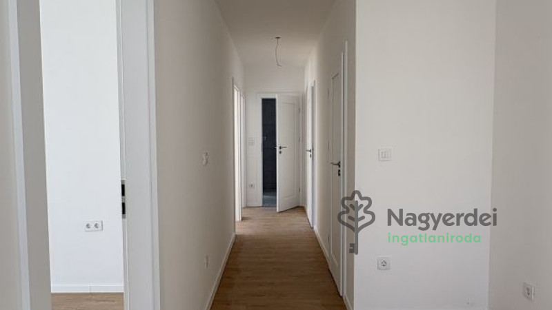 Debrecen, Belváros, Lakás, tégla lakás  