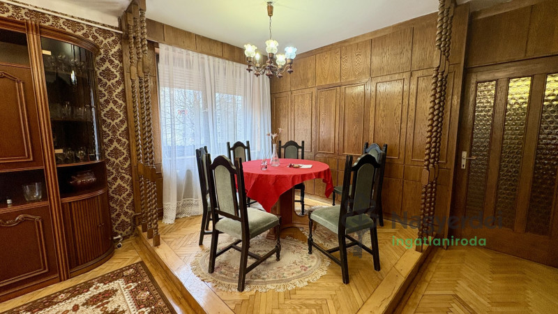 Debrecen, Nagyerdő, Ház, sorház  