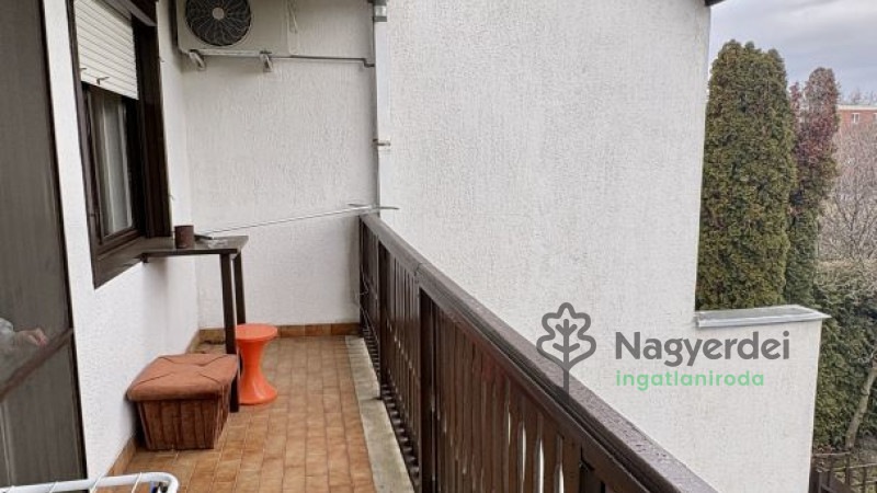 Debrecen, Nagyerdő, Ház, sorház  