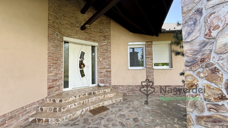 Debrecen, Ház, családi ház  