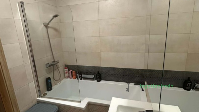 Debrecen, Hatvan utcai kert, Lakás, tégla lakás  