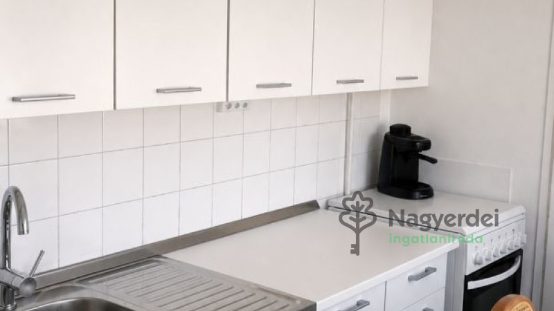 Debrecen, Libakert, Lakás, panel lakás  