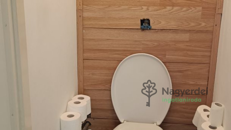 Debrecen, Libakert, Lakás, panel lakás  