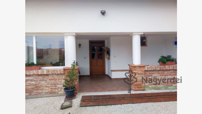 Borgáta, Ház, családi ház  