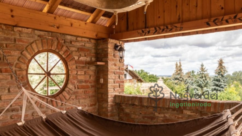 Borgáta, Ház, családi ház  