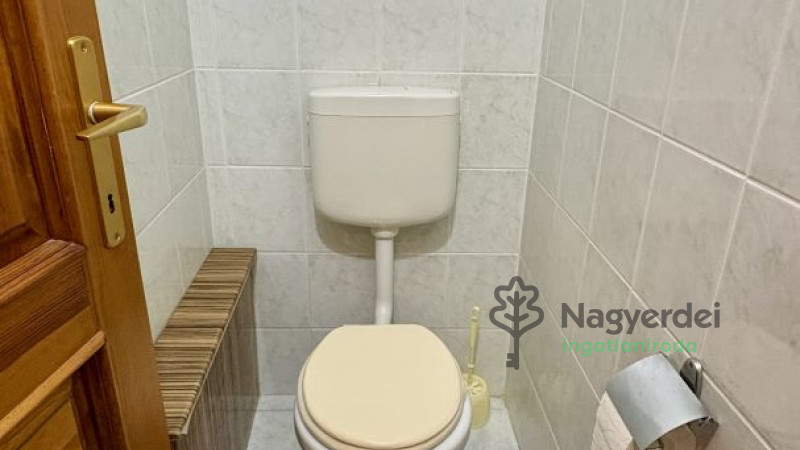 Debrecen, Csigekert, Lakás, tégla lakás  