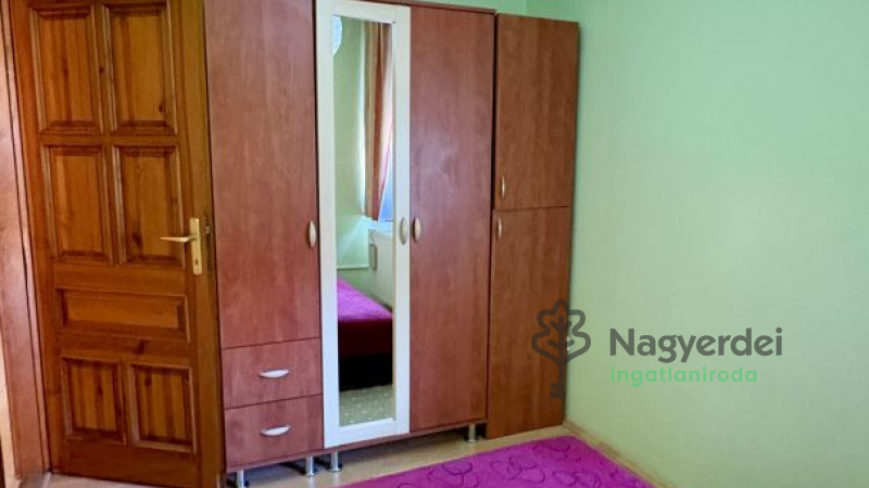 Debrecen, Csigekert, Lakás, tégla lakás  