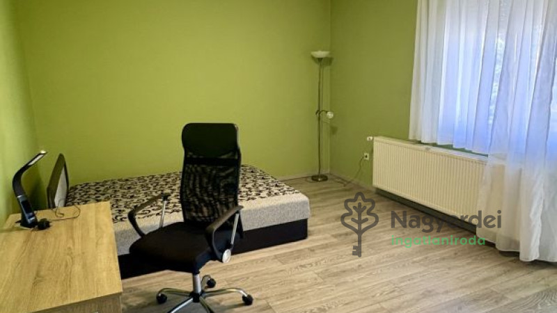 Debrecen, Sestakert, Lakás, tégla lakás  