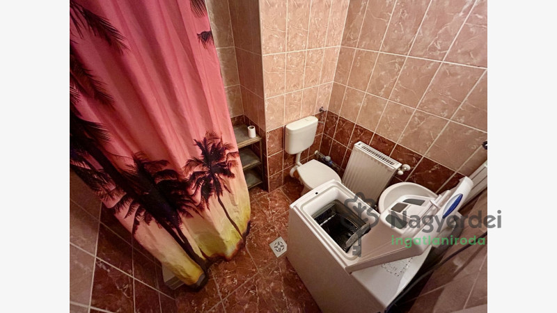 Debrecen, Belváros, Lakás, tégla lakás  