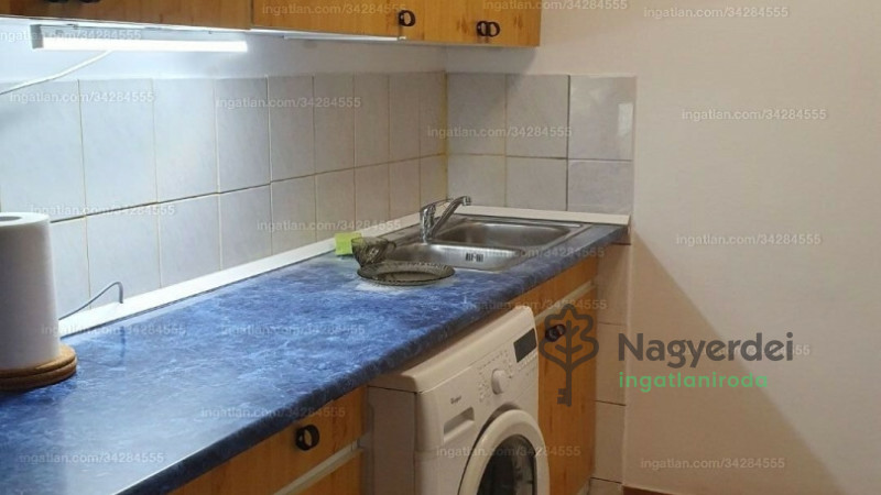 Debrecen, Tócóskert, Lakás, panel lakás  
