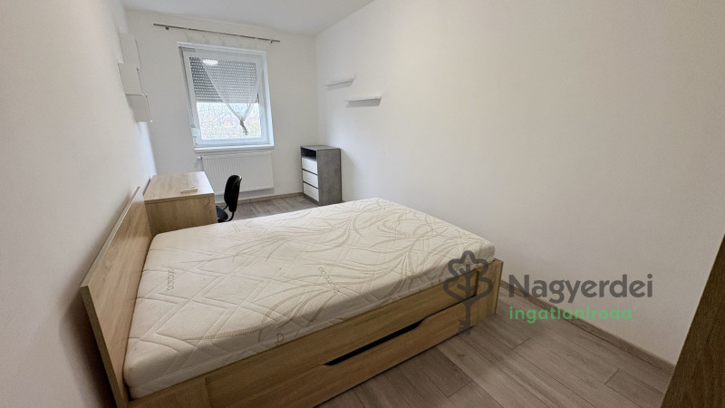 Debrecen, Ispotály, Lakás, tégla lakás  