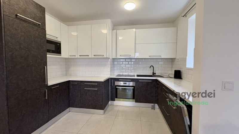 Debrecen, Ispotály, Lakás, tégla lakás  