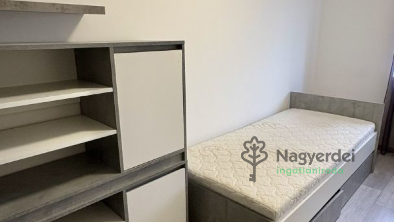 Debrecen, Ispotály, Lakás, tégla lakás  