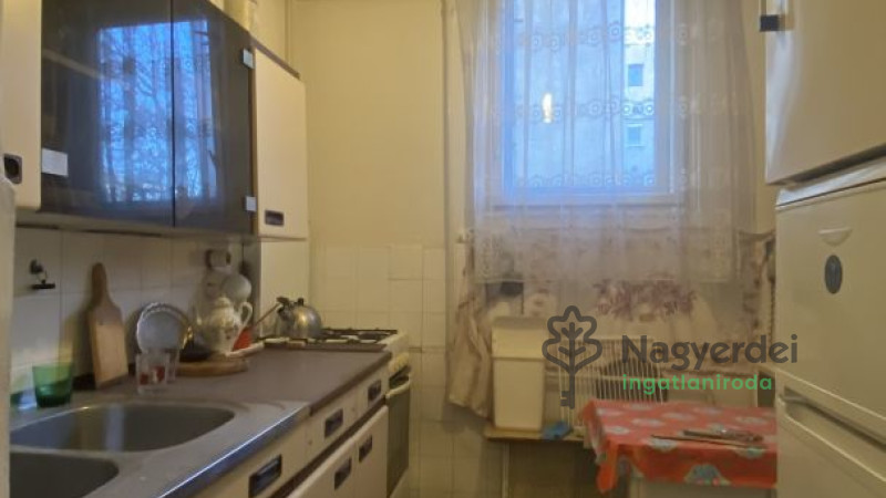 Debrecen, Egyetemváros, Lakás, tégla lakás  