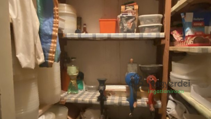 Debrecen, Egyetemváros, Lakás, tégla lakás  