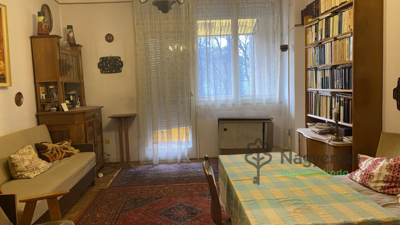 Debrecen, Egyetemváros, Lakás, tégla lakás  